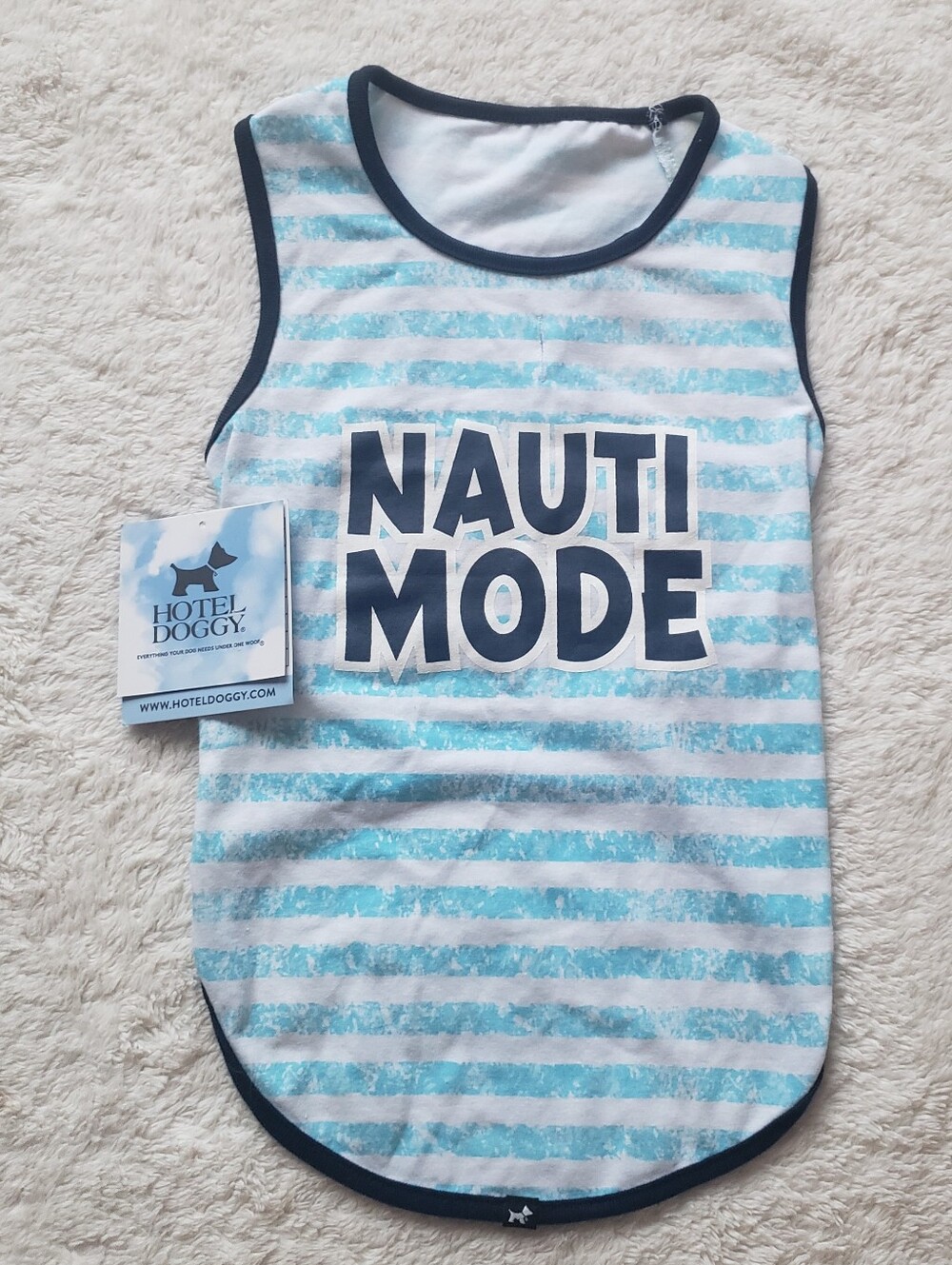 NWT Hotel Doggy Nauti Mode Dog Shirt